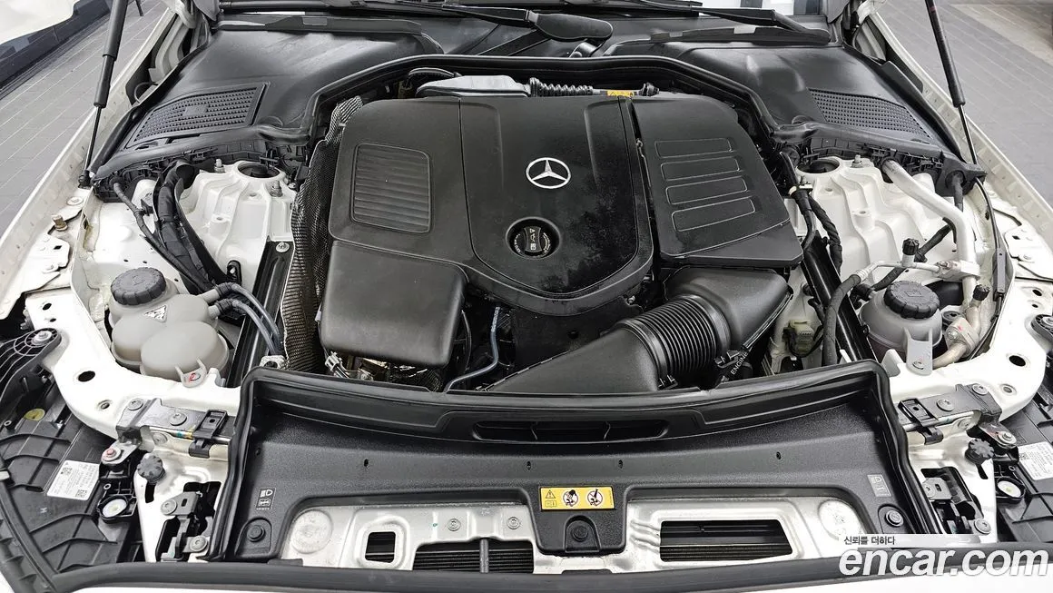 Mercedes-Benz C-Class 2023 из KR, фото 10