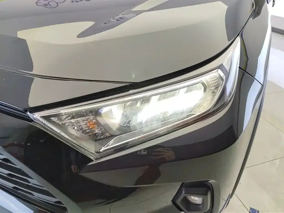 Toyota RAV4 2024 из CN, фото 6