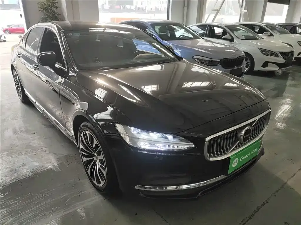 Volvo S90 2023 из CN, фото 3