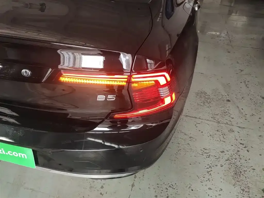 Volvo S90 2023 из CN, фото 5