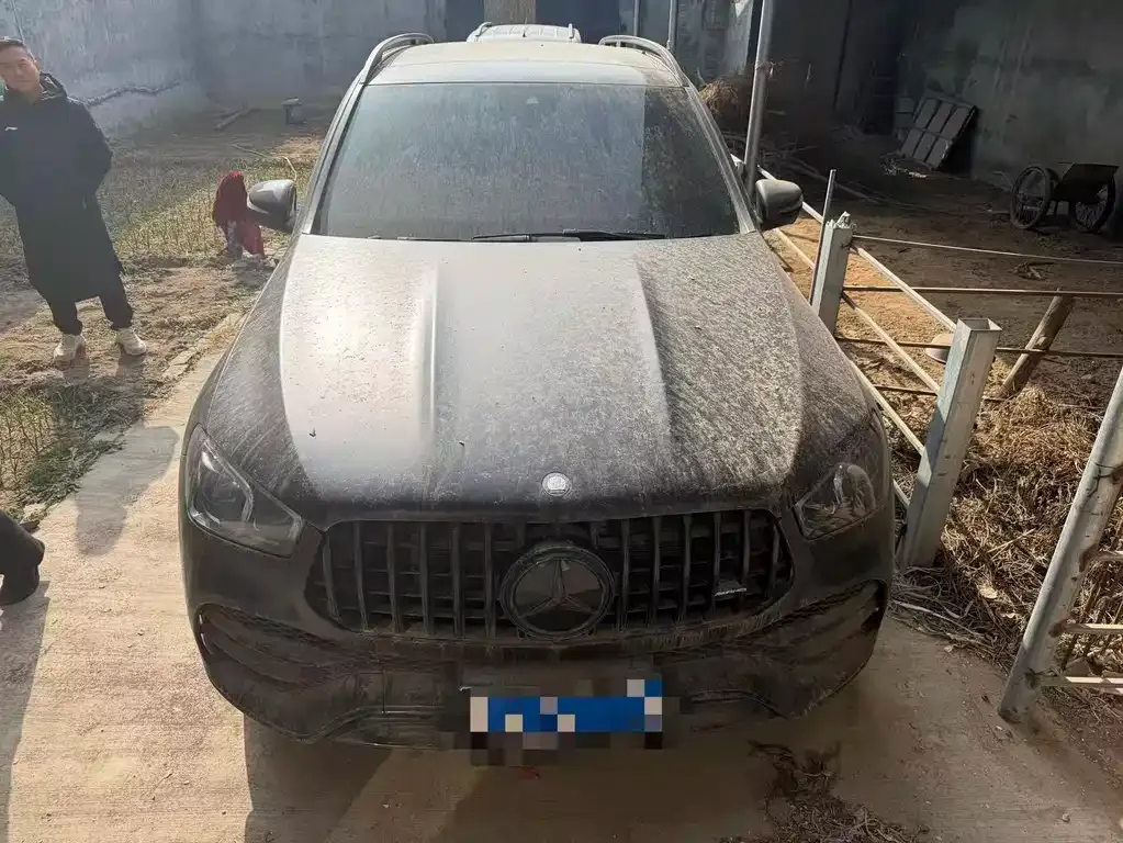 Mercedes-Benz GLE — фото 1