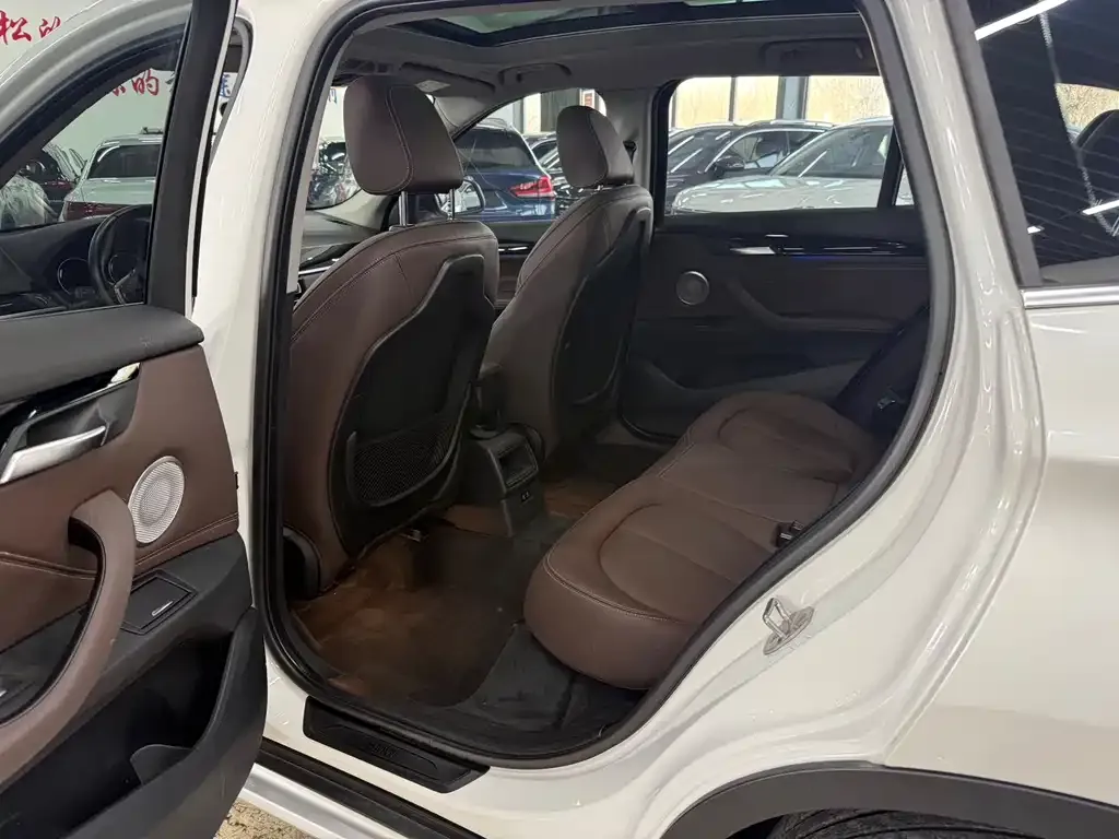 BMW X1 2022 из CN, фото 4