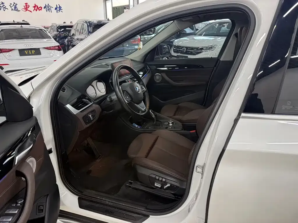 BMW X1 2022 из CN, фото 2