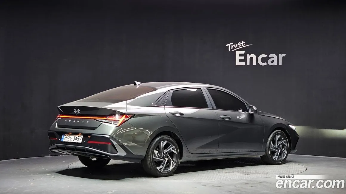 Hyundai AVANTE — фото 2
