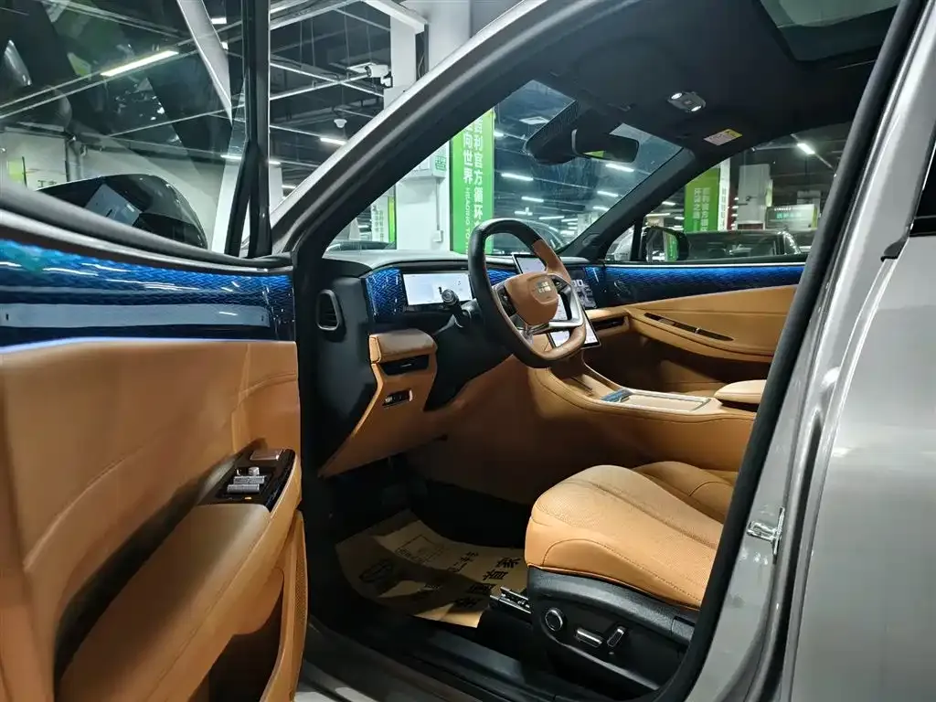 Geely Galaxy L7 — фото 10