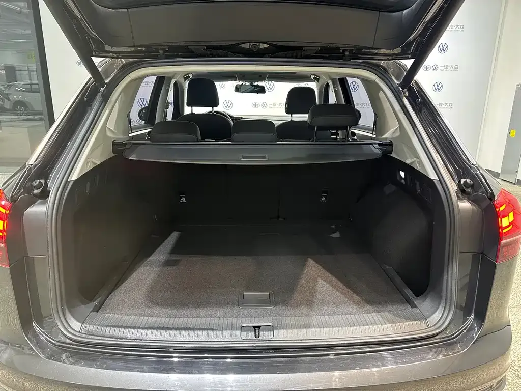 Volkswagen Tayron 2022 из CN, фото 4
