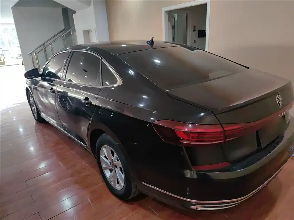 Volkswagen Passat 2023 из CN, фото 9