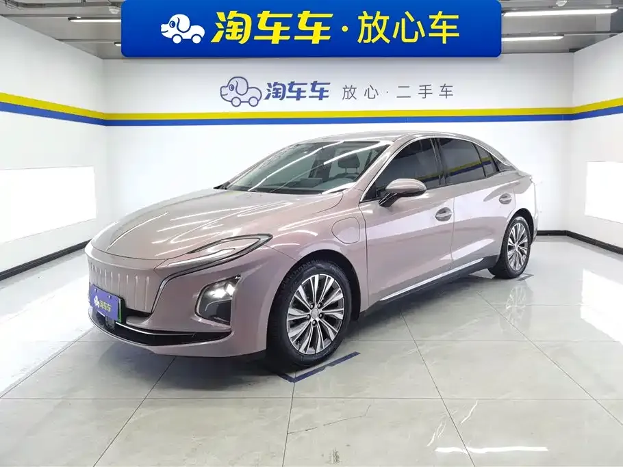 Hongqi E-QM5 2023 из CN, фото 1