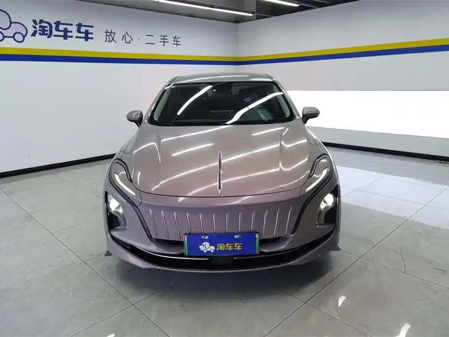 Hongqi E-QM5 2023 из CN, фото 5
