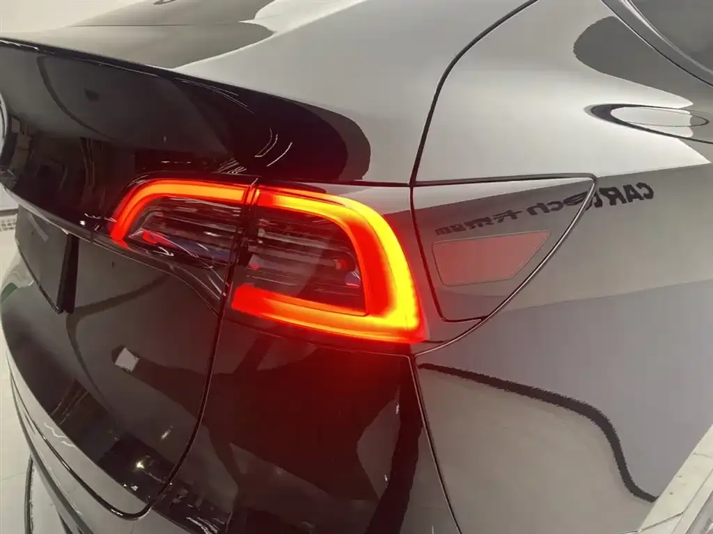 Tesla Model Y 2024 из CN, фото 7