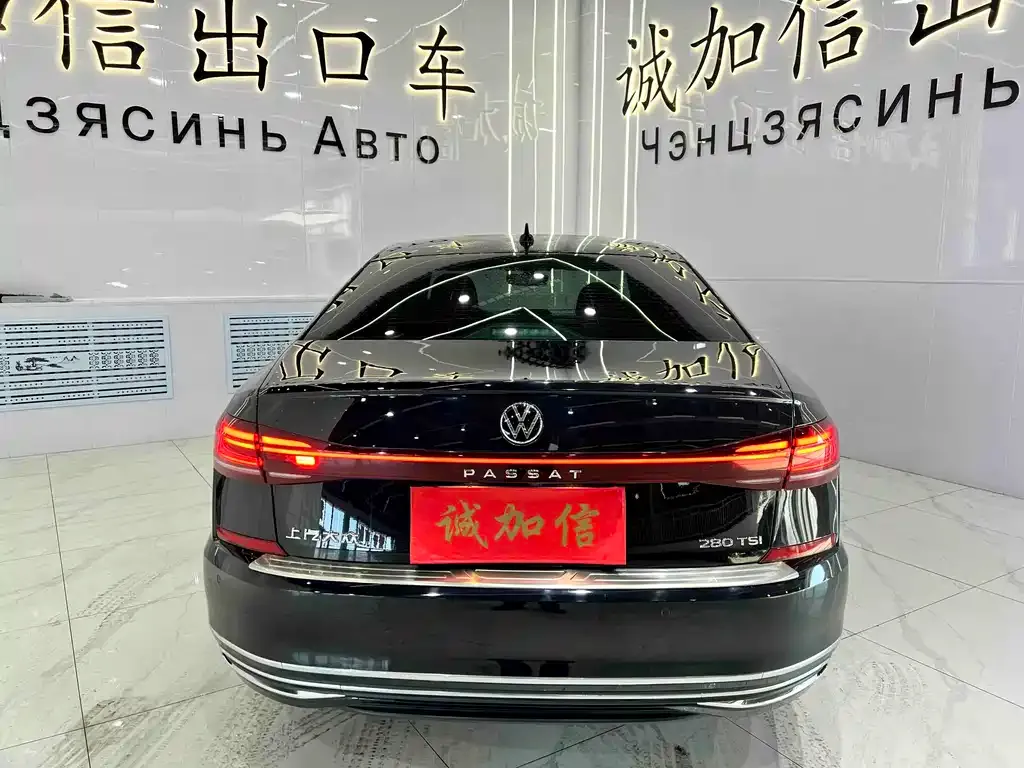 Volkswagen Passat 2022 из CN, фото 2