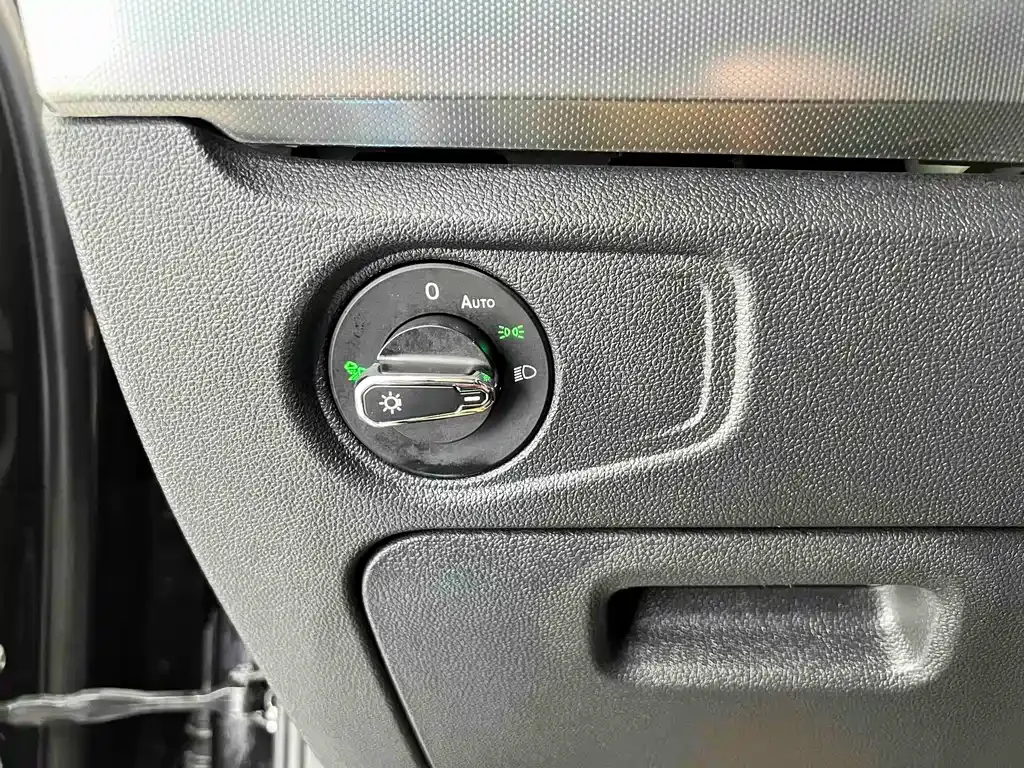 Volkswagen Passat 2022 из CN, фото 10