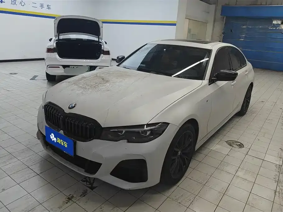 BMW 3 Series 2022 из CN, фото 1