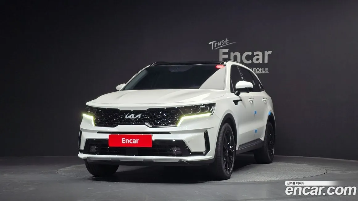 Kia Sorento — фото 9