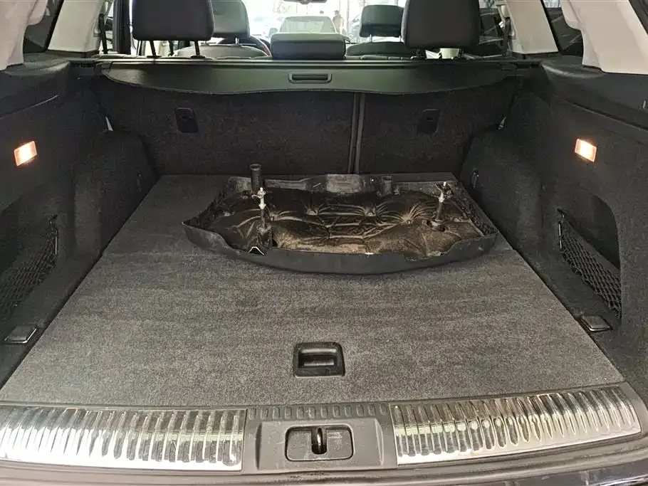 Hongqi HS7 2022 из CN, фото 2