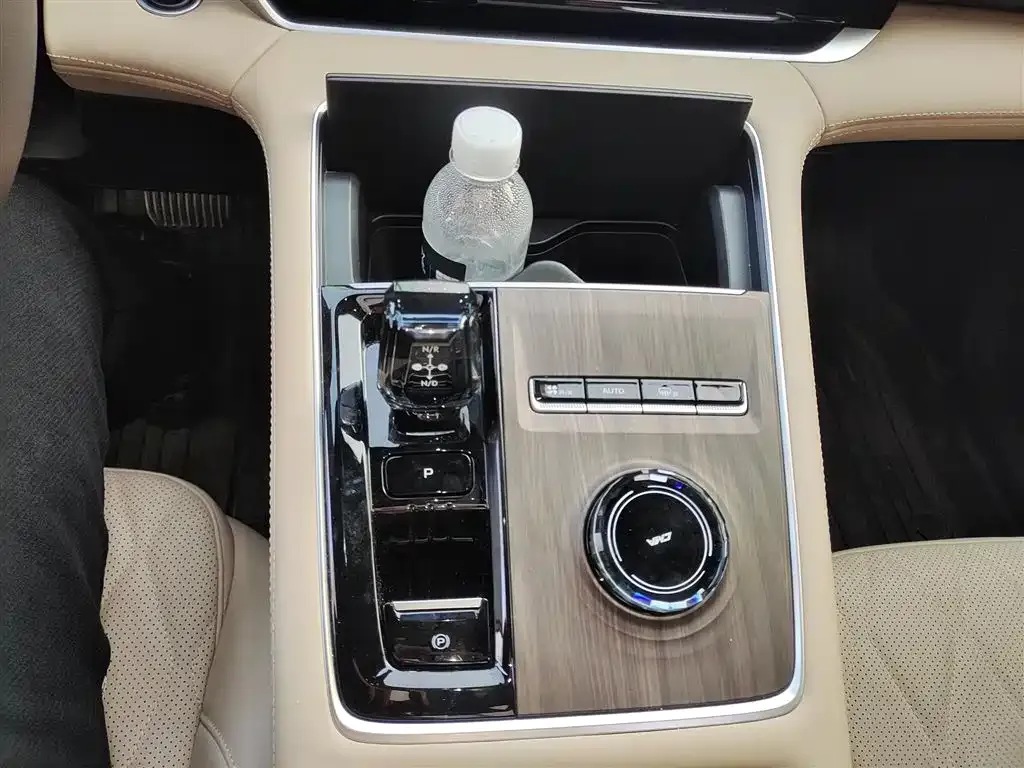 Geely Xingyue L 2024 из CN, фото 9
