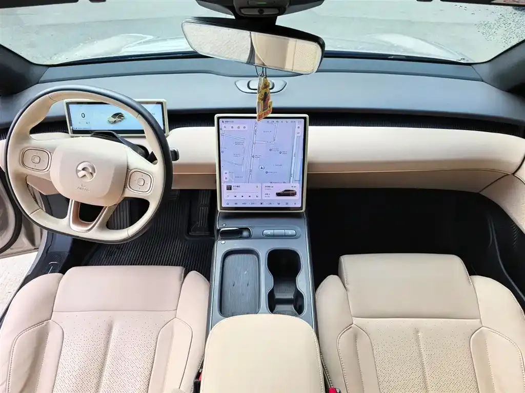 NIO ET5T 2024 из CN, фото 5