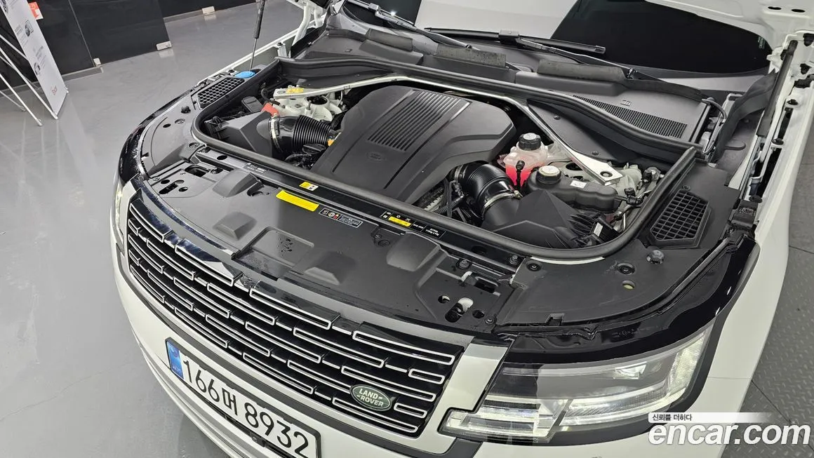 Land Rover Range Rover 2024 из KR, фото 10