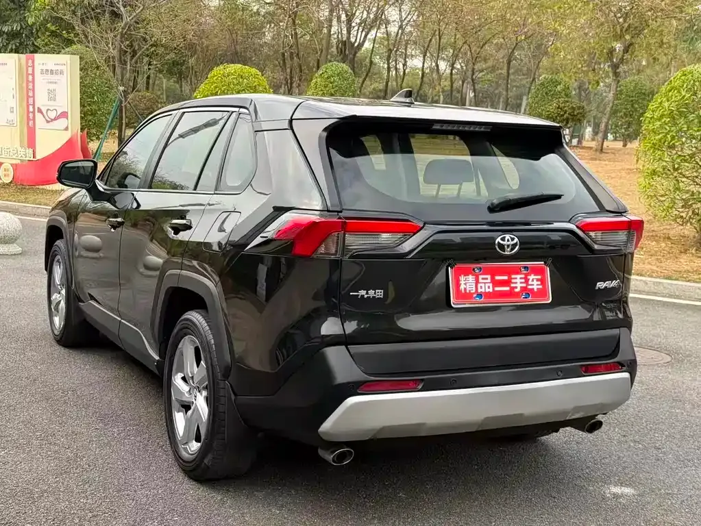 Toyota RAV4 2021 из CN, фото 9