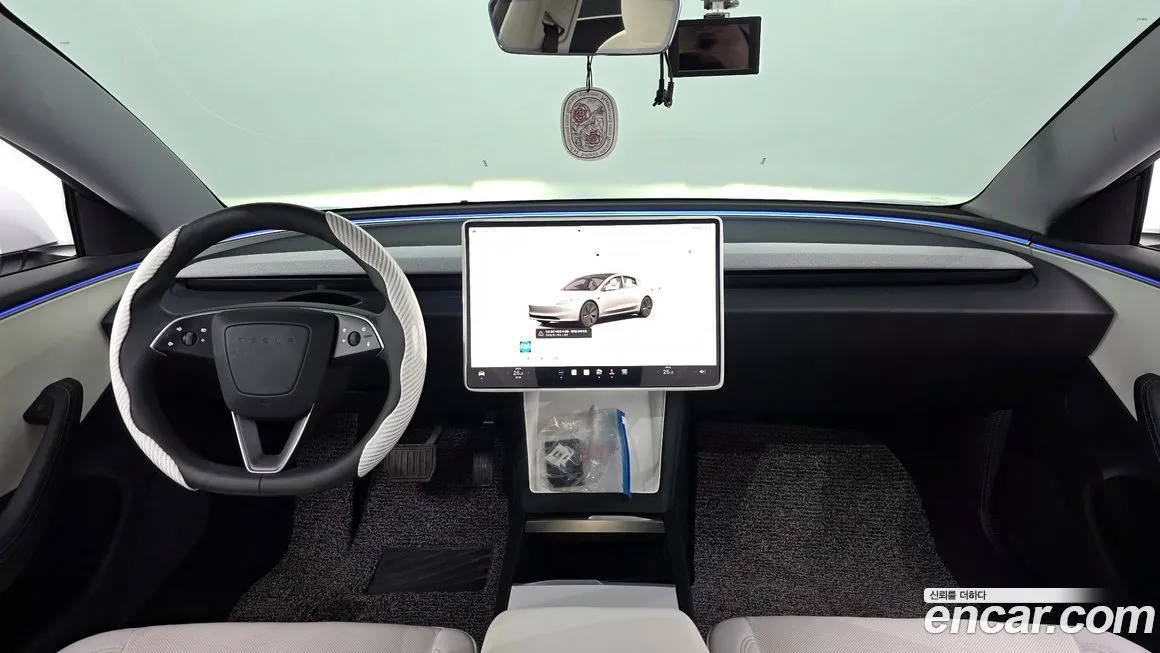 Tesla Model 3 — фото 4