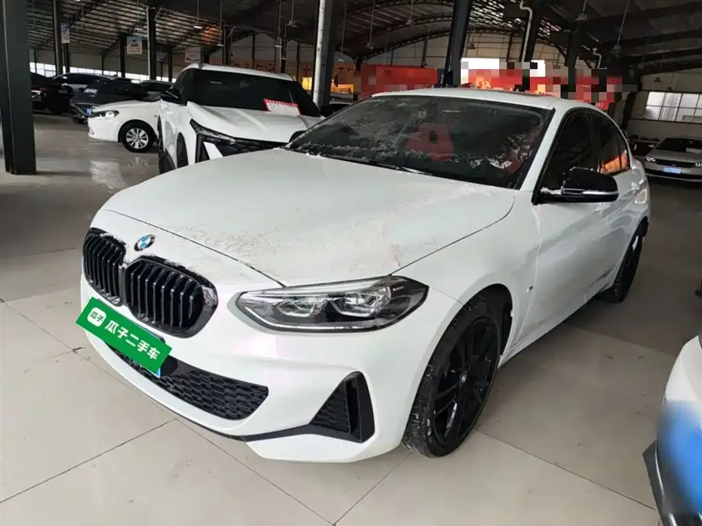 BMW 1 Series 2021 из CN, фото 1