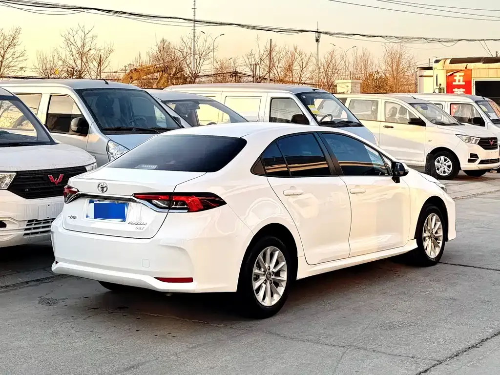 Toyota Corolla 2022 из CN, фото 5