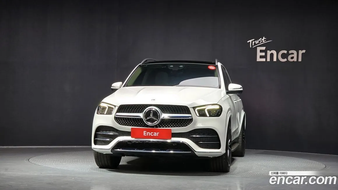 Mercedes-Benz GLE-Class — фото 9