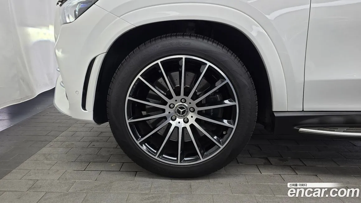 Mercedes-Benz GLE-Class — фото 6