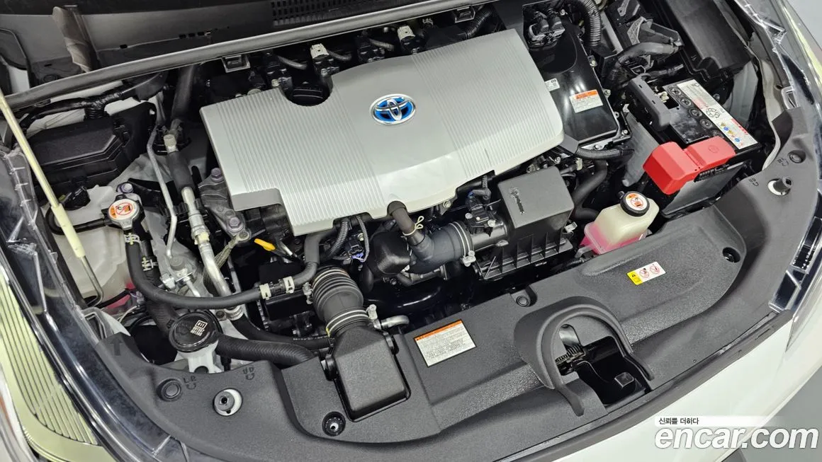 Toyota Prius 2021 из KR, фото 7