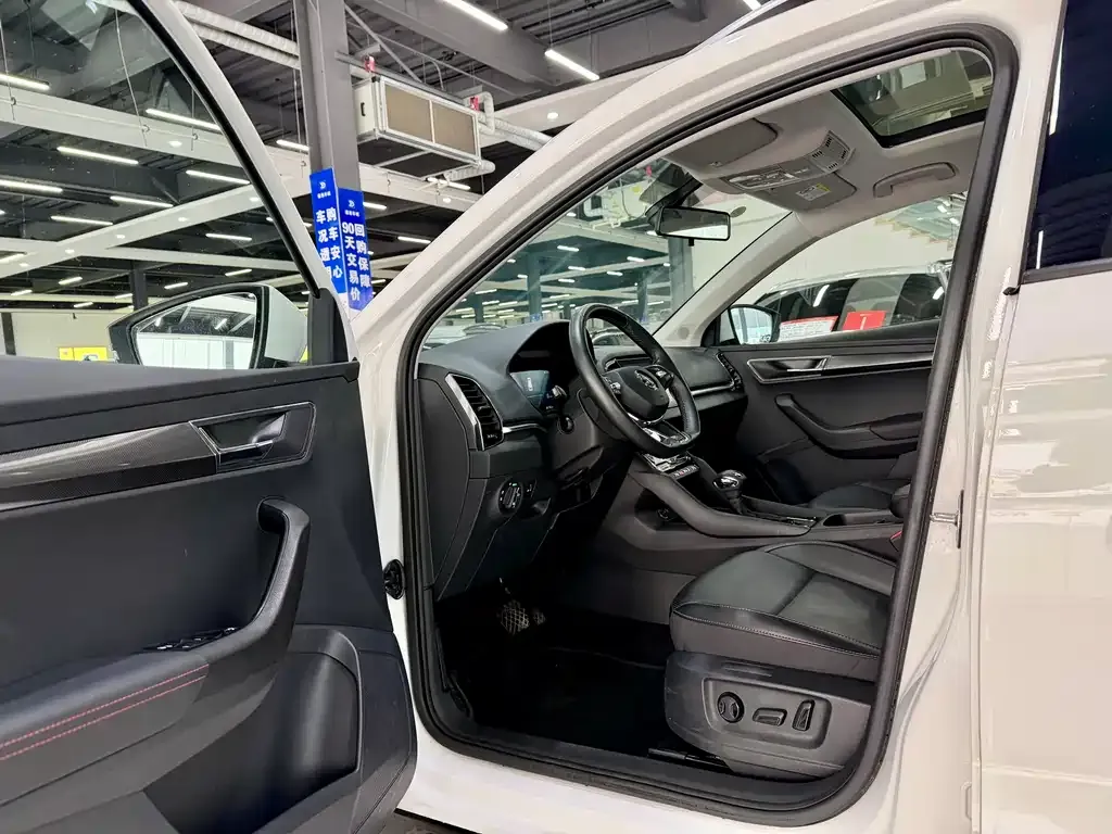 Skoda Karoq 2022 из CN, фото 8