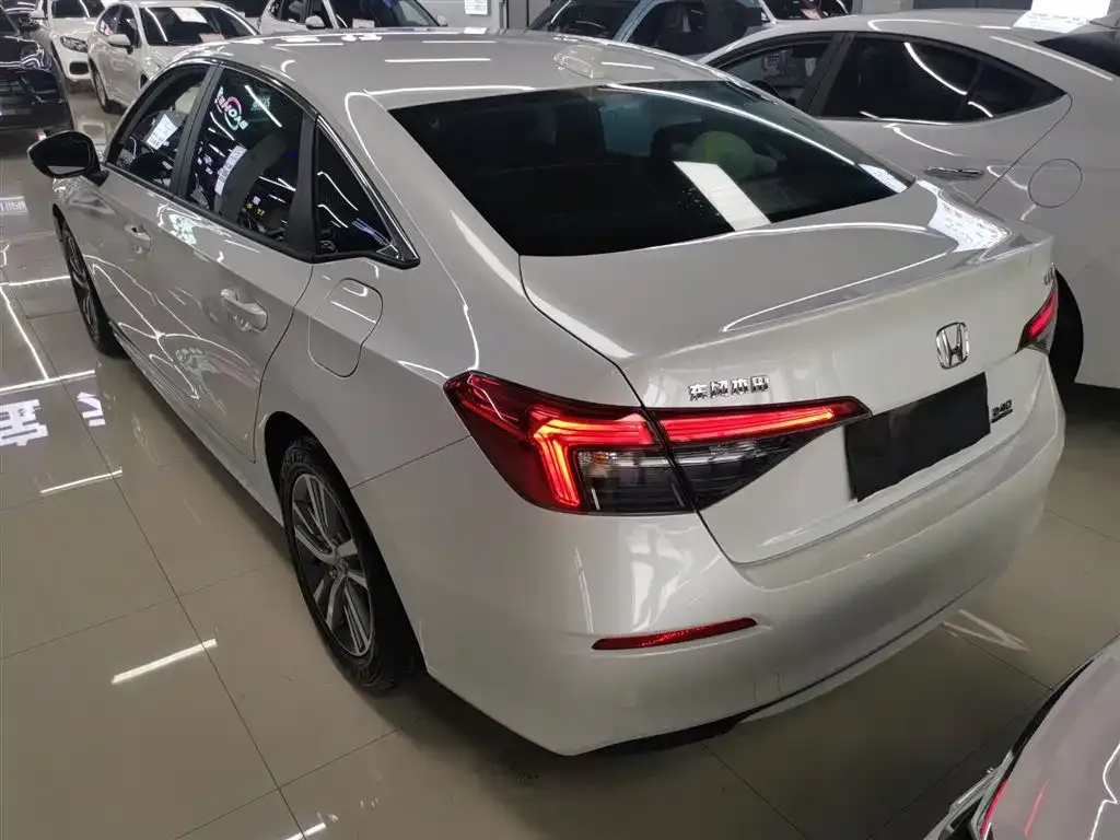 Honda Civic — фото 7