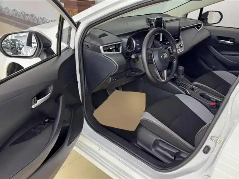 Toyota Corolla 2022 из CN, фото 9