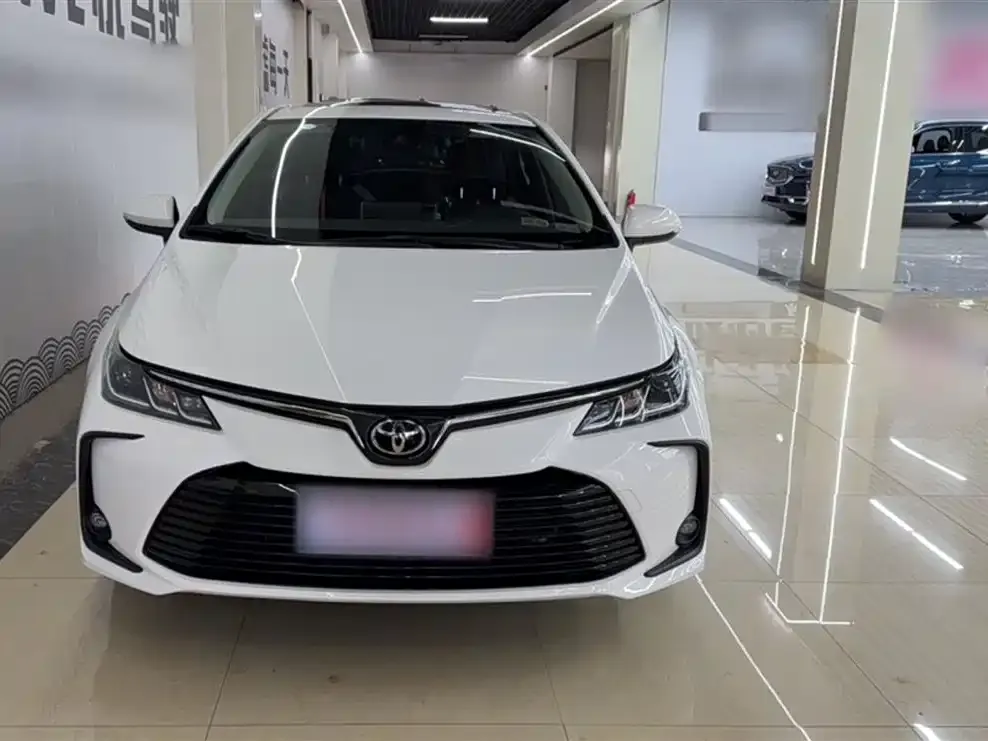 Toyota Corolla 2022 из CN, фото 2