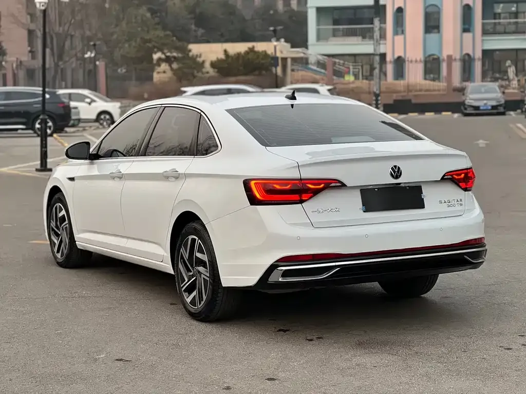 Volkswagen Sagitar 2023 из CN, фото 9