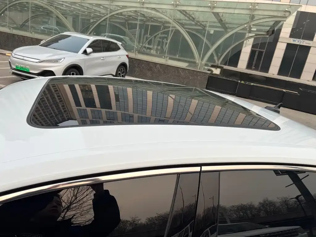 Volkswagen Sagitar 2023 из CN, фото 3