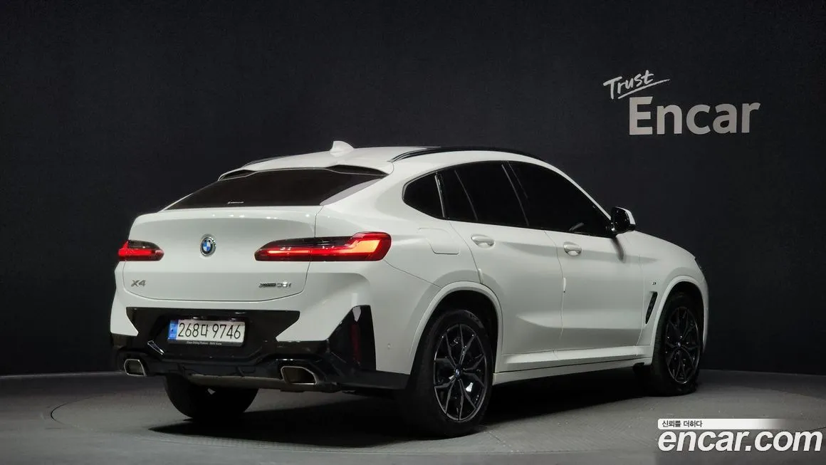 BMW X4 — фото 4