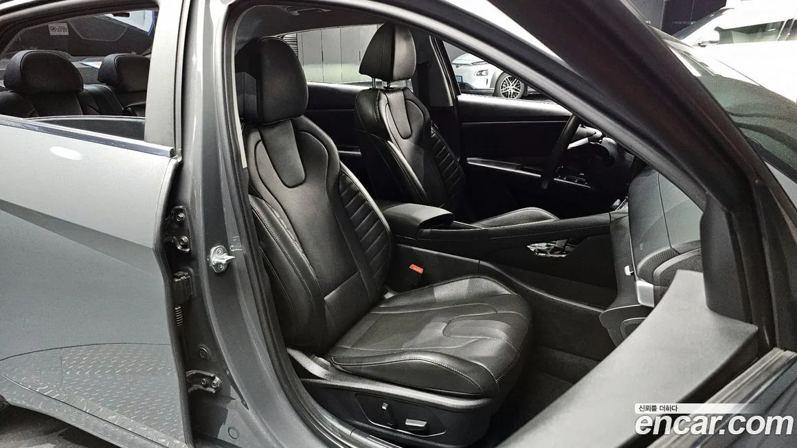 Hyundai AVANTE — фото 9