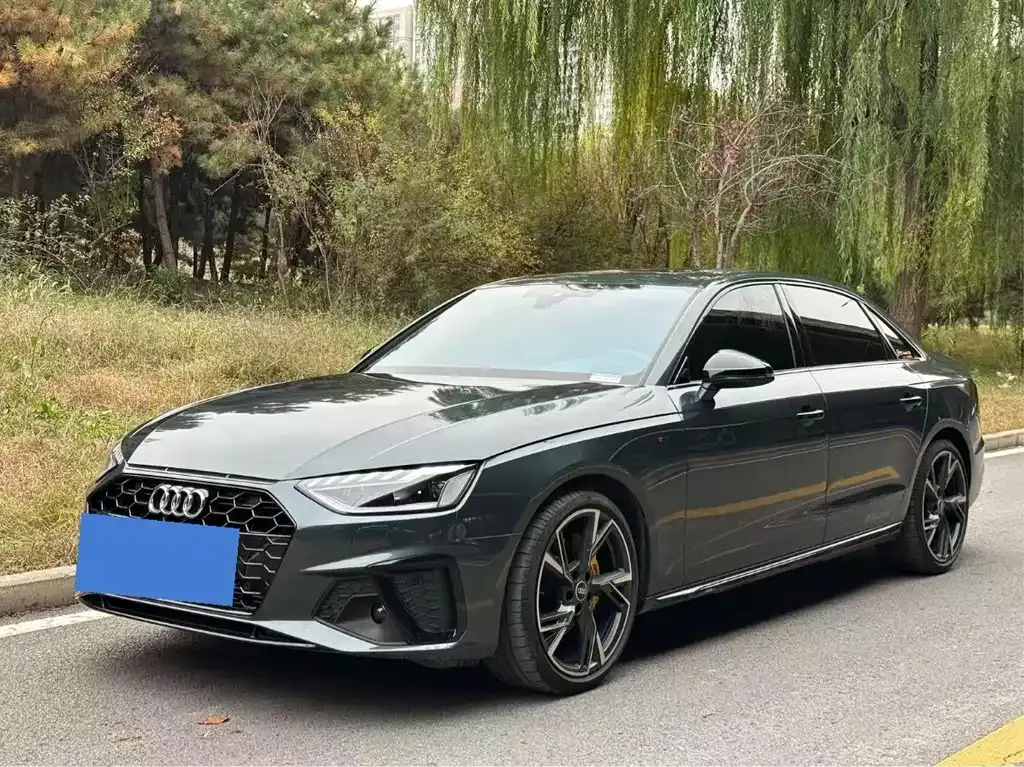 Audi A4L 2024 из CN, фото 1