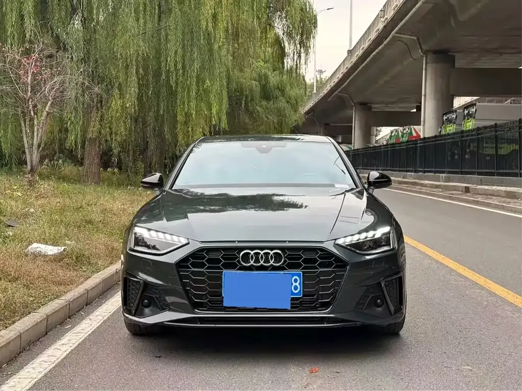 Audi A4L 2024 из CN, фото 9
