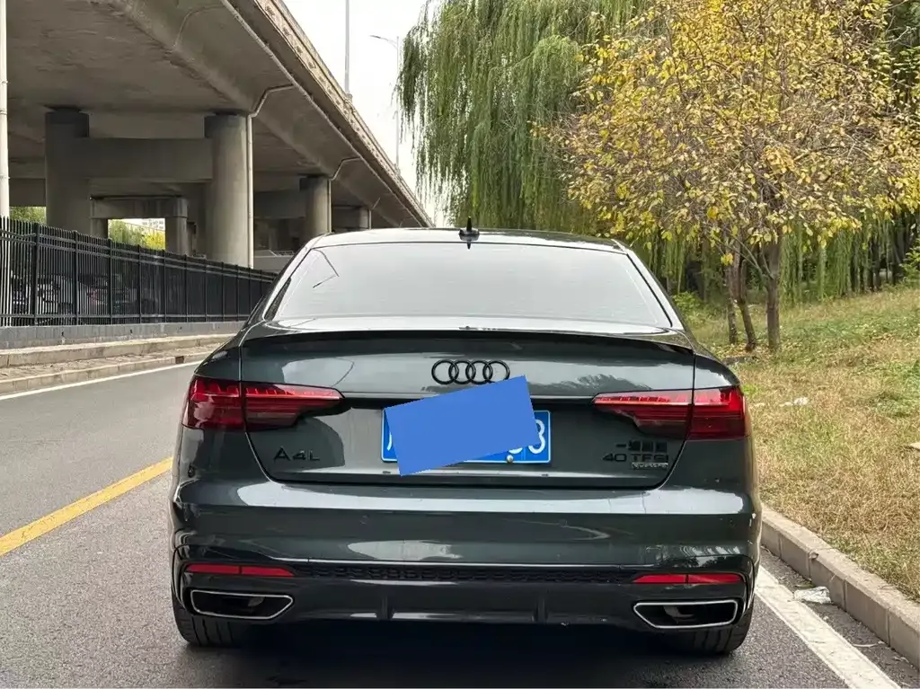 Audi A4L 2024 из CN, фото 4