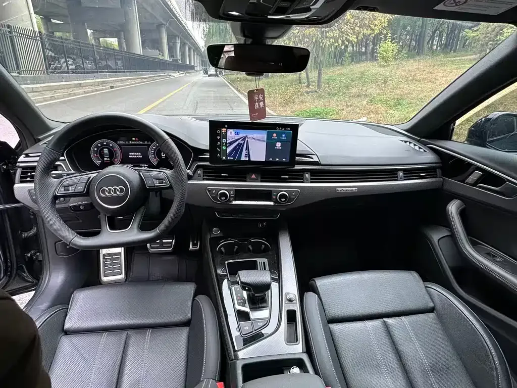 Audi A4L 2024 из CN, фото 3
