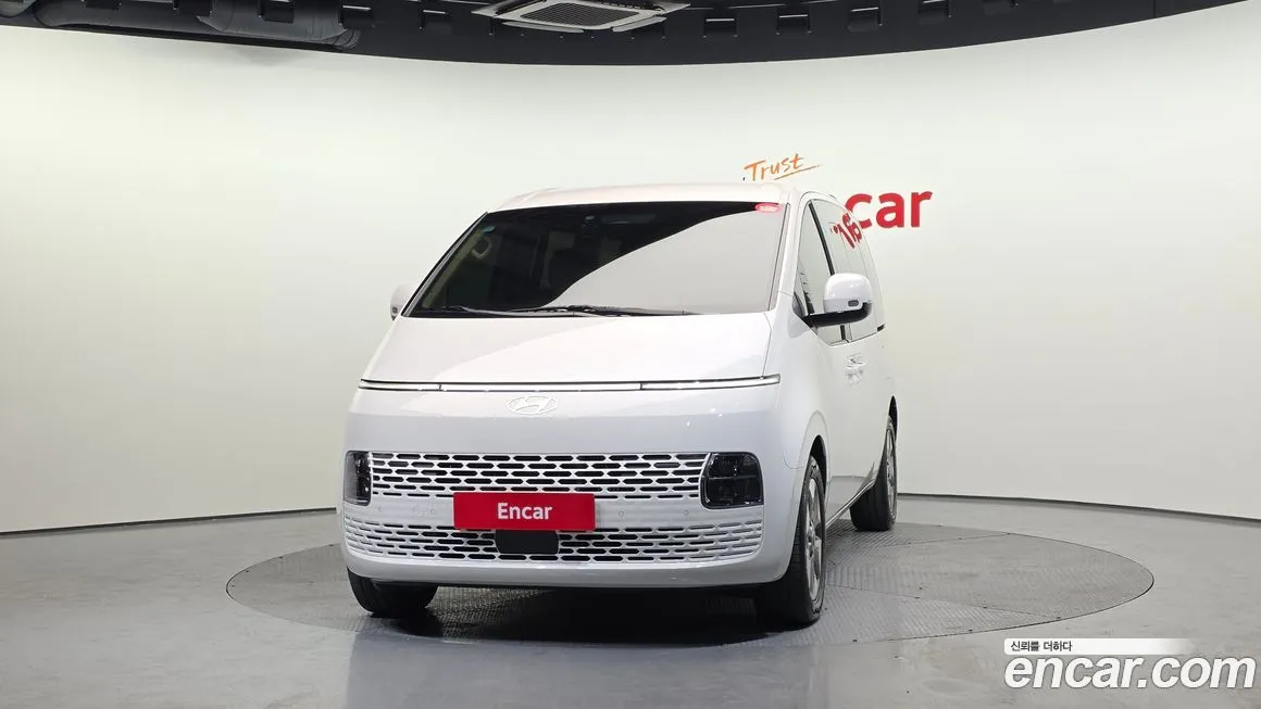 Hyundai Staria 2025 из KR, фото 3