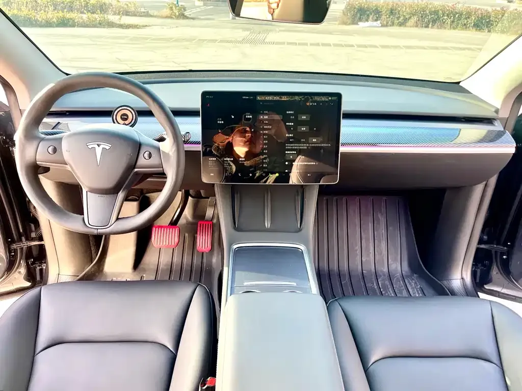 Tesla Model Y 2024 из CN, фото 6
