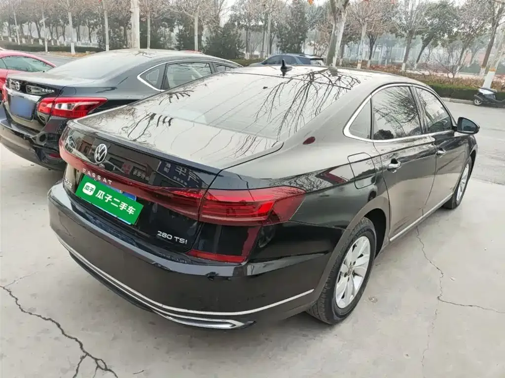 Volkswagen Passat — фото 10