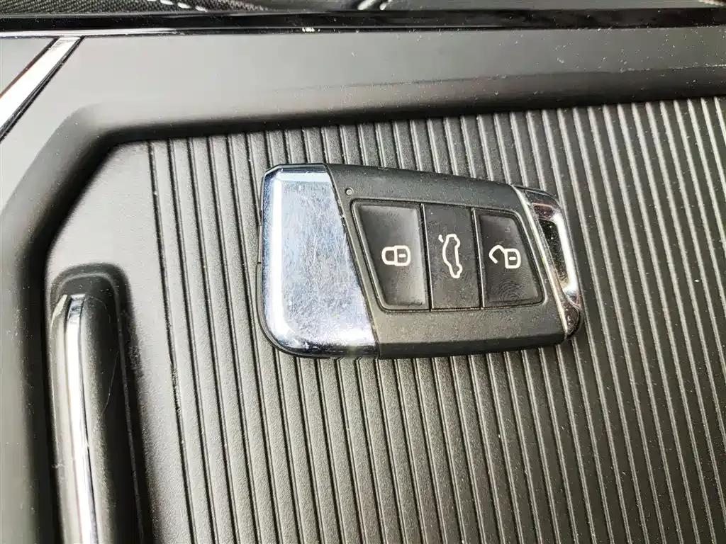 Volkswagen Passat — фото 9