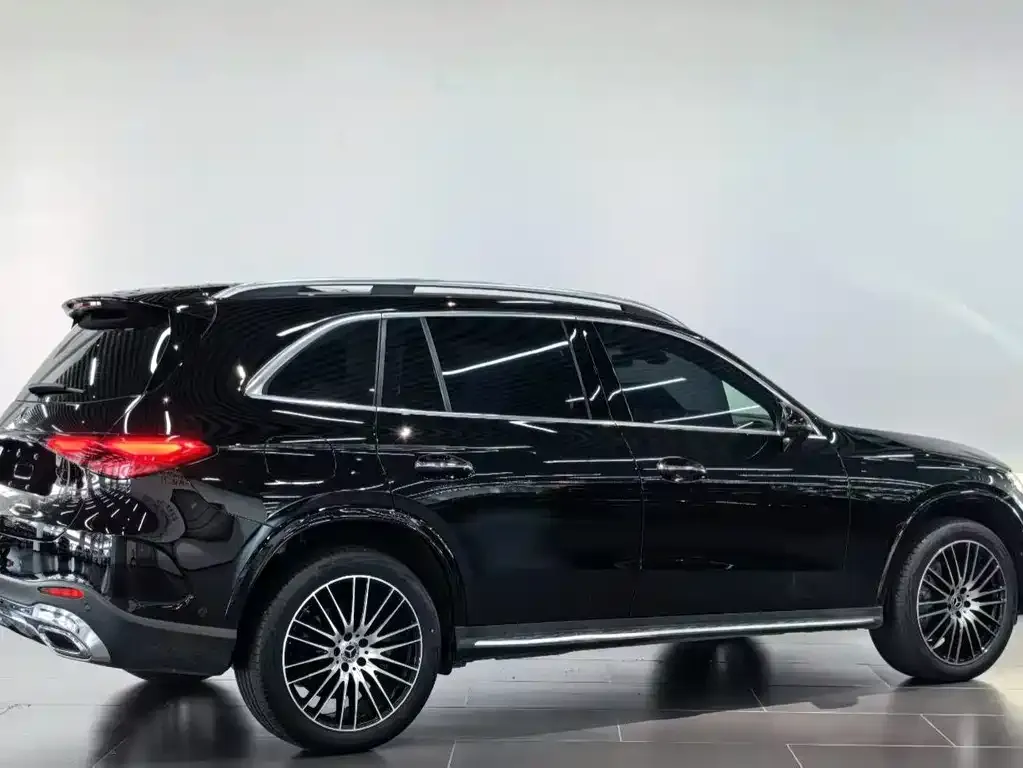 Mercedes-Benz GLC — фото 6