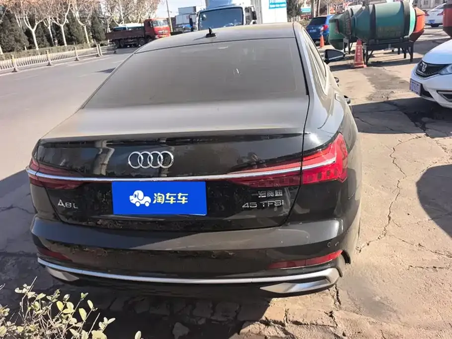 Audi A6L 2024 из CN, фото 10