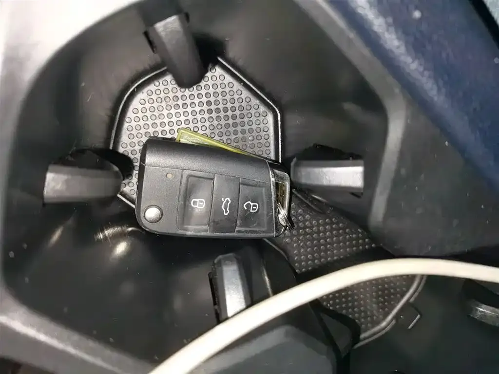 Volkswagen Tharu 2025 из CN, фото 2