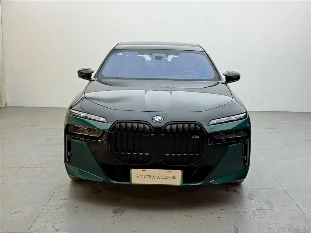 BMW i7 M70L 2024 из CN, фото 3