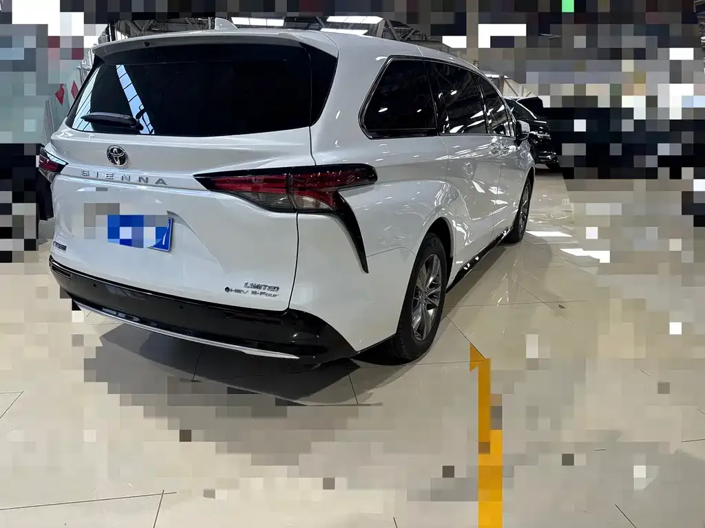 Toyota Sienna 2025 из CN, фото 4
